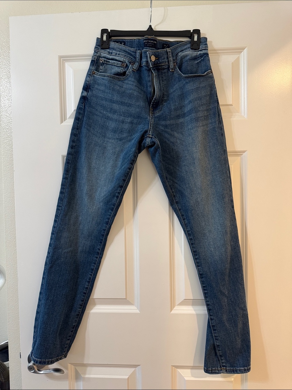 Lucky Brand Blue Denim Athletic Slim Jeans